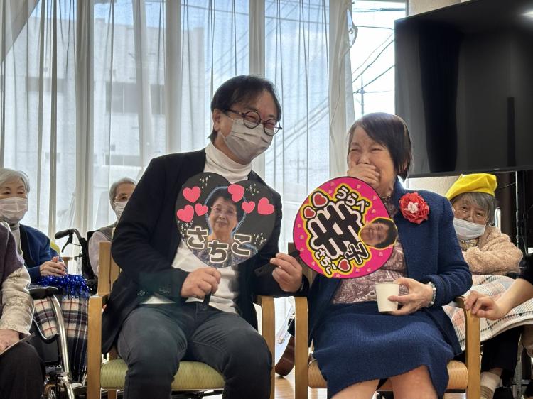 私の「推し」は母です！